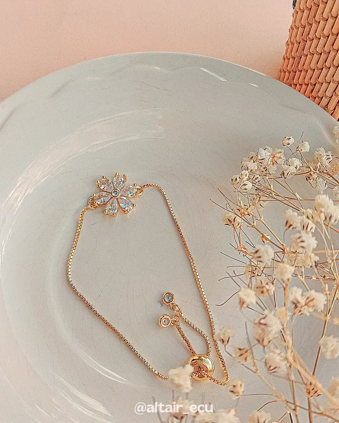 Pulsera Ajustable de Flor  2