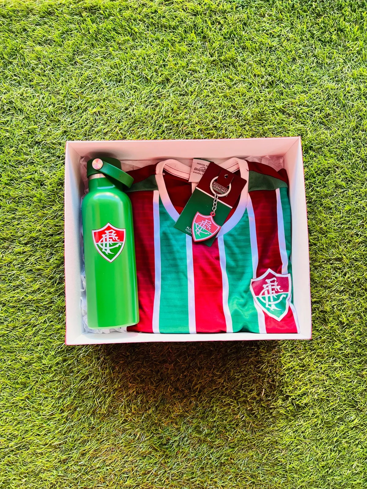 KIT CAMISA FLUMINENSE + GARRAFA TÉRMICA FLUMINENSE 