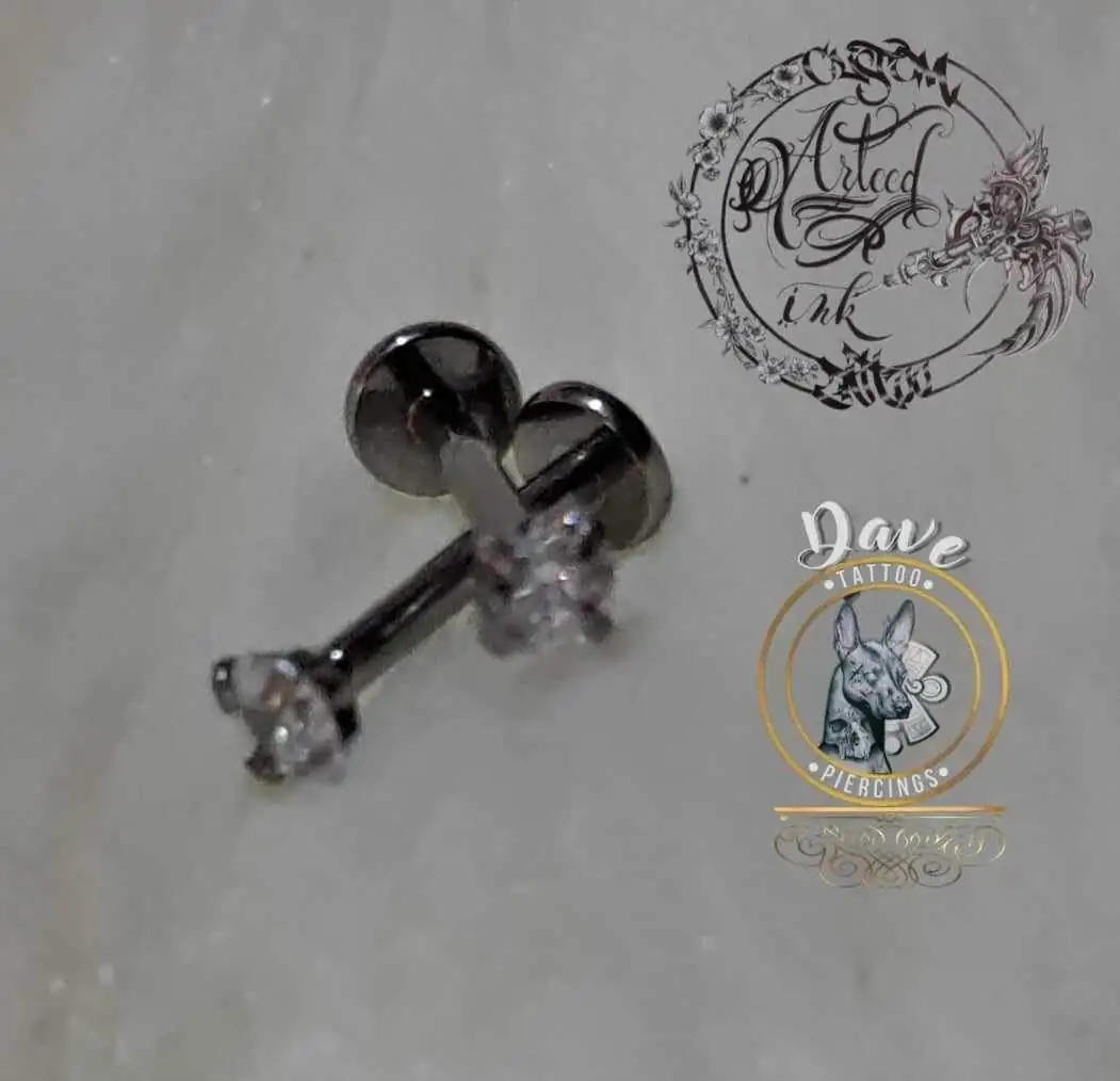 Piercing labret