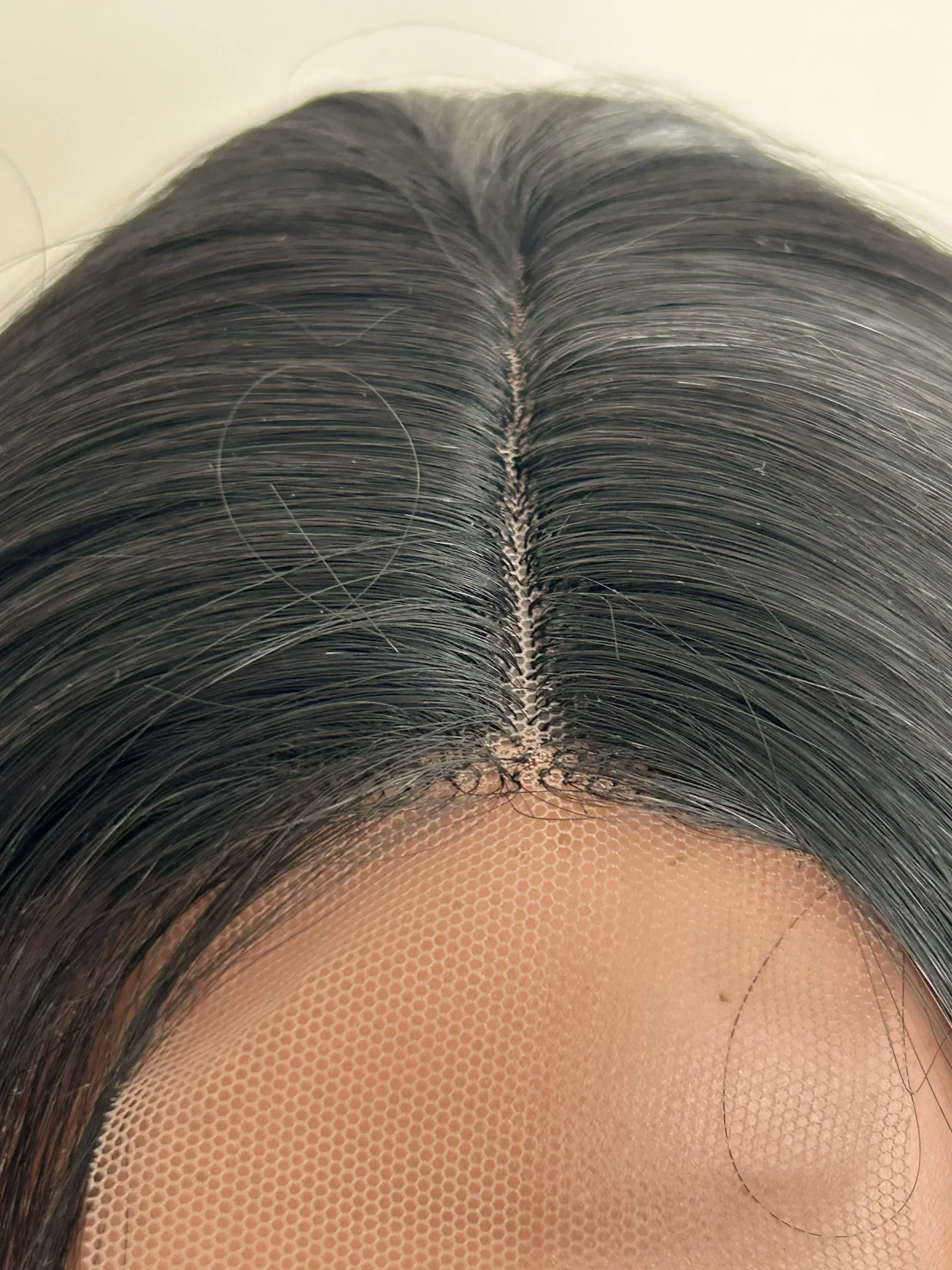 Peluca negra 26” 3