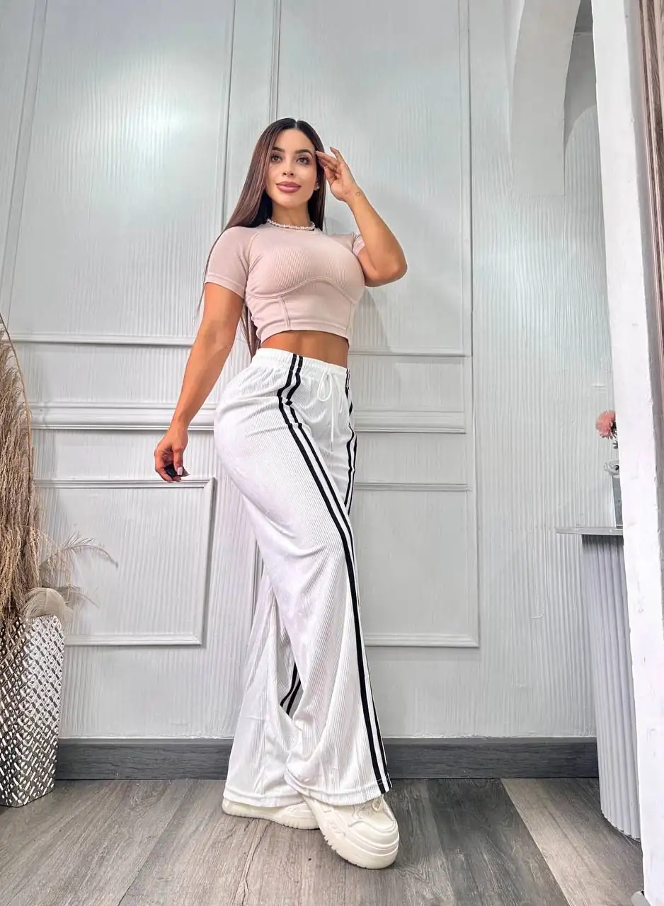 😍🥰Divino pantalón cargo bota ancha 🤩😍  4