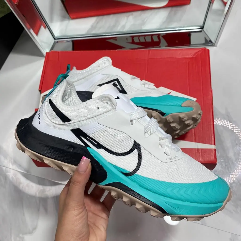 NIKE ZOOM DAMA Y CABALLERO  6