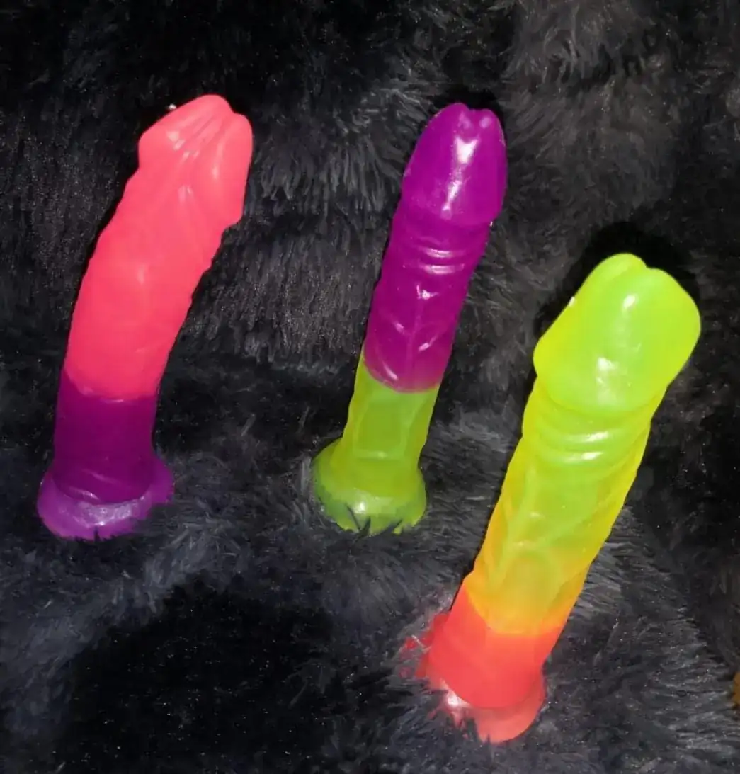 Dildo colores 2