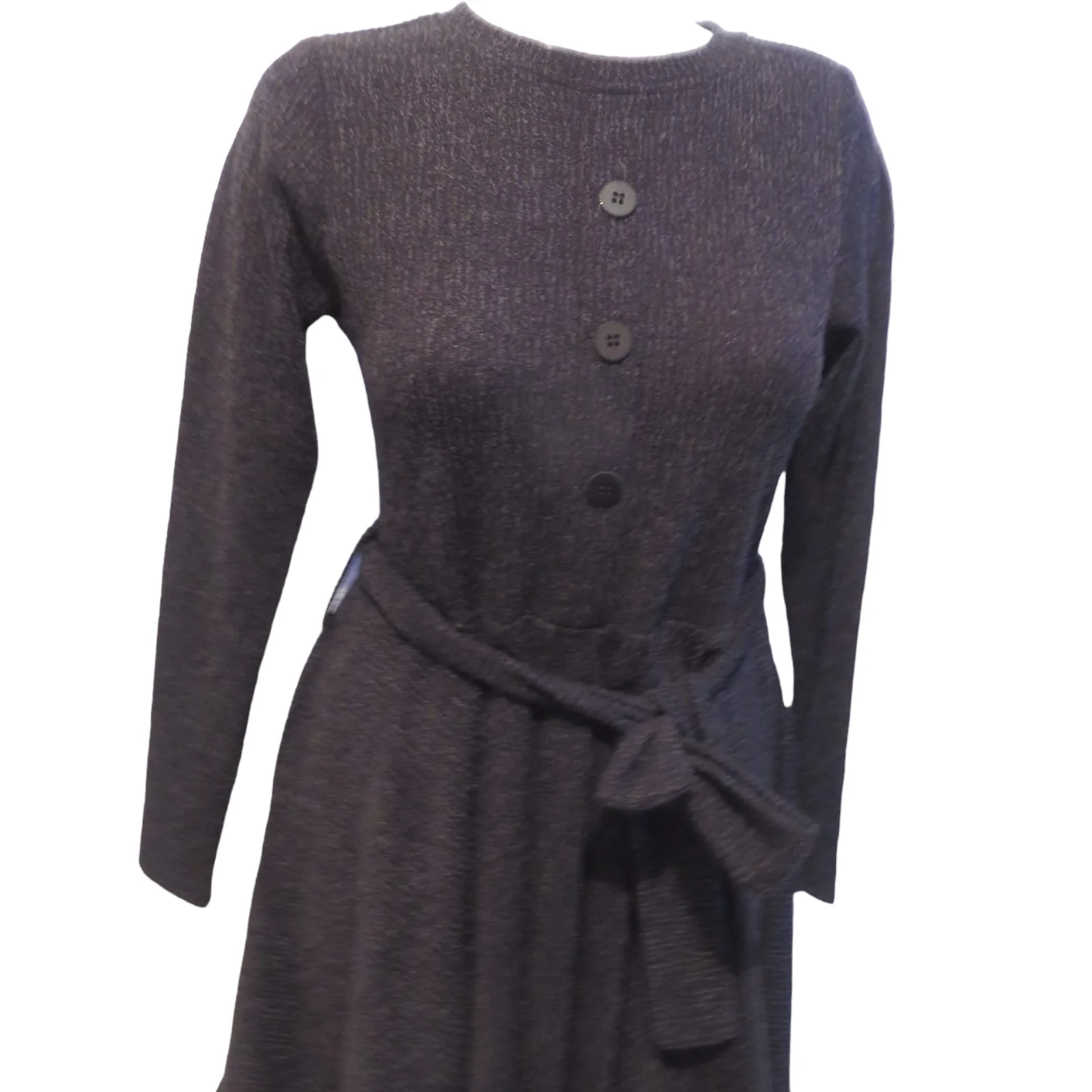 Vestido tipo suéter negro con botones 3
