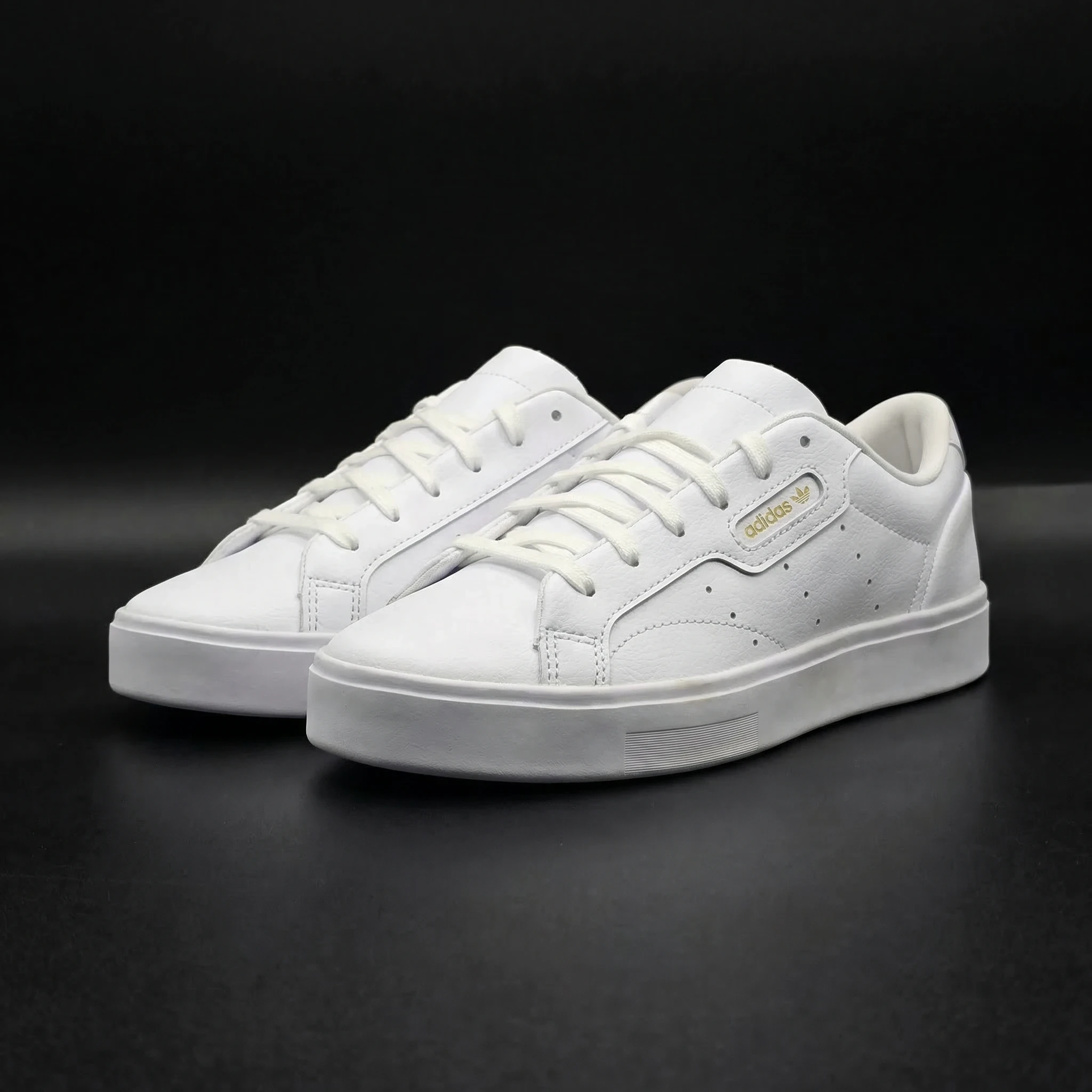 TENIS ADIDAS SLEEK DE MUJER