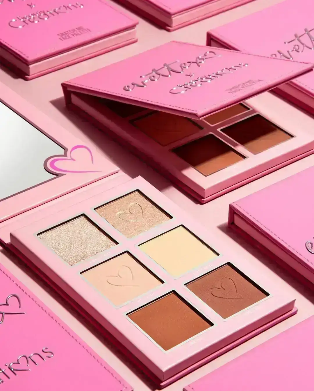 SNATCH ME  Paleta Iluminador/ Contour. 3