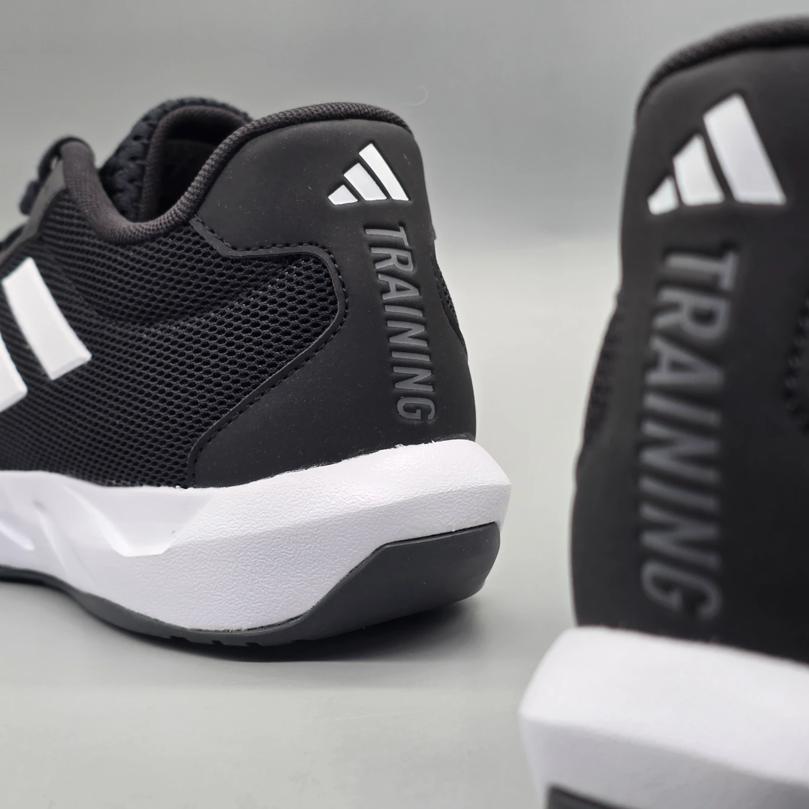 ADIDAS AMPLIMOVE TRAINER 10