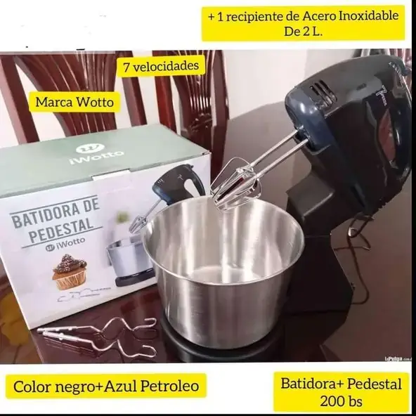 Batidora con Pedestal 2Litros