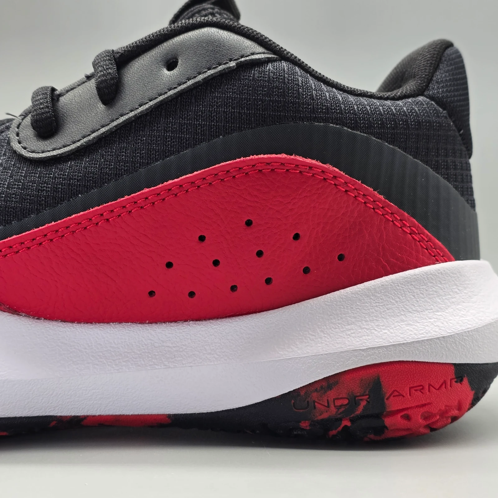 ZAPATILLAS UNDER ARMOUR LOCKDOWN 7 8