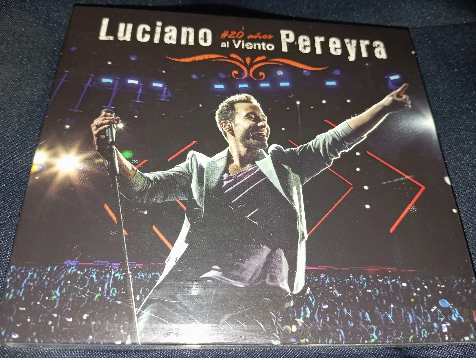 Luciano Pereyra - 20 Años Al Viento (CD+DVD)(ARGENTINA)