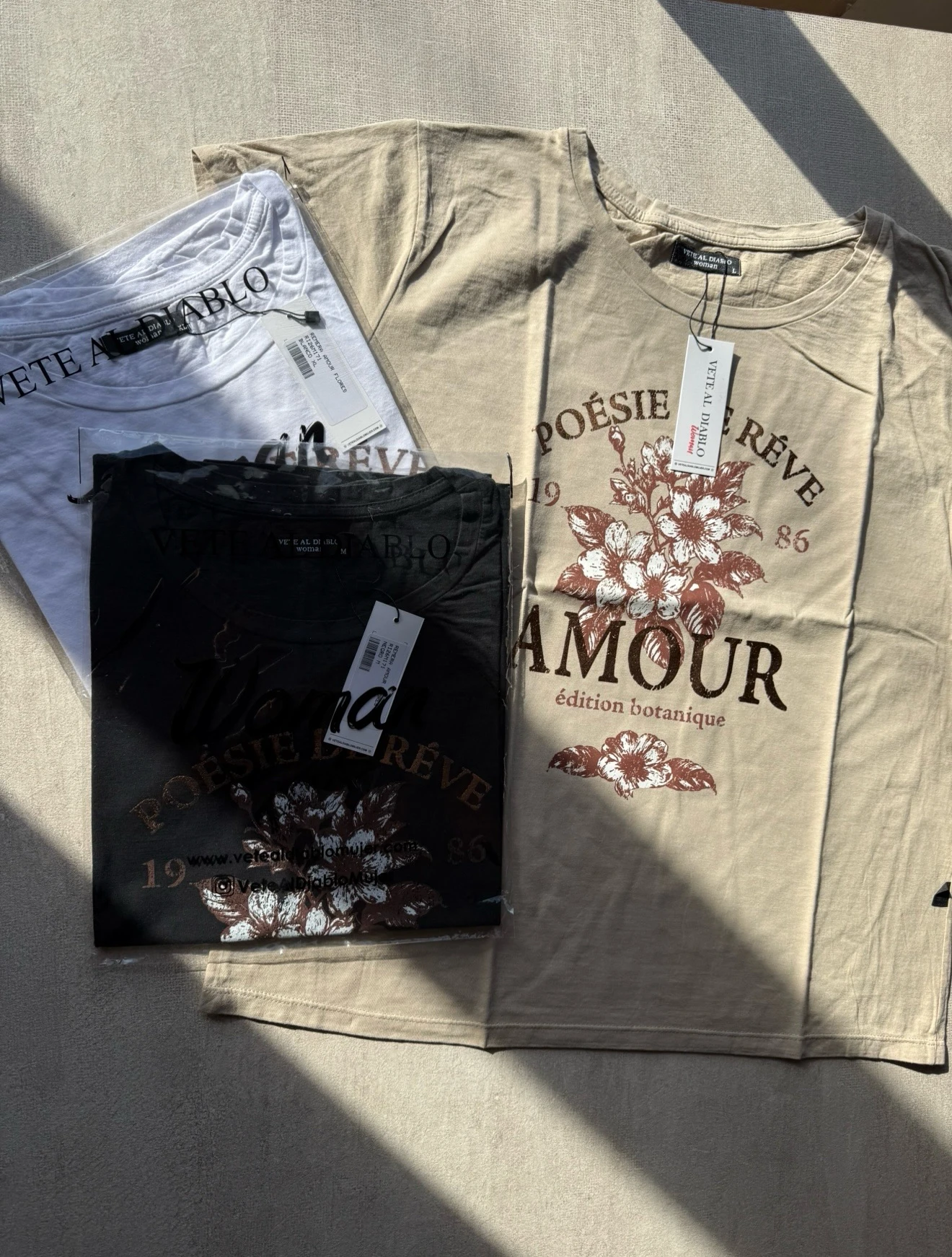 REMERAS AMOUR
