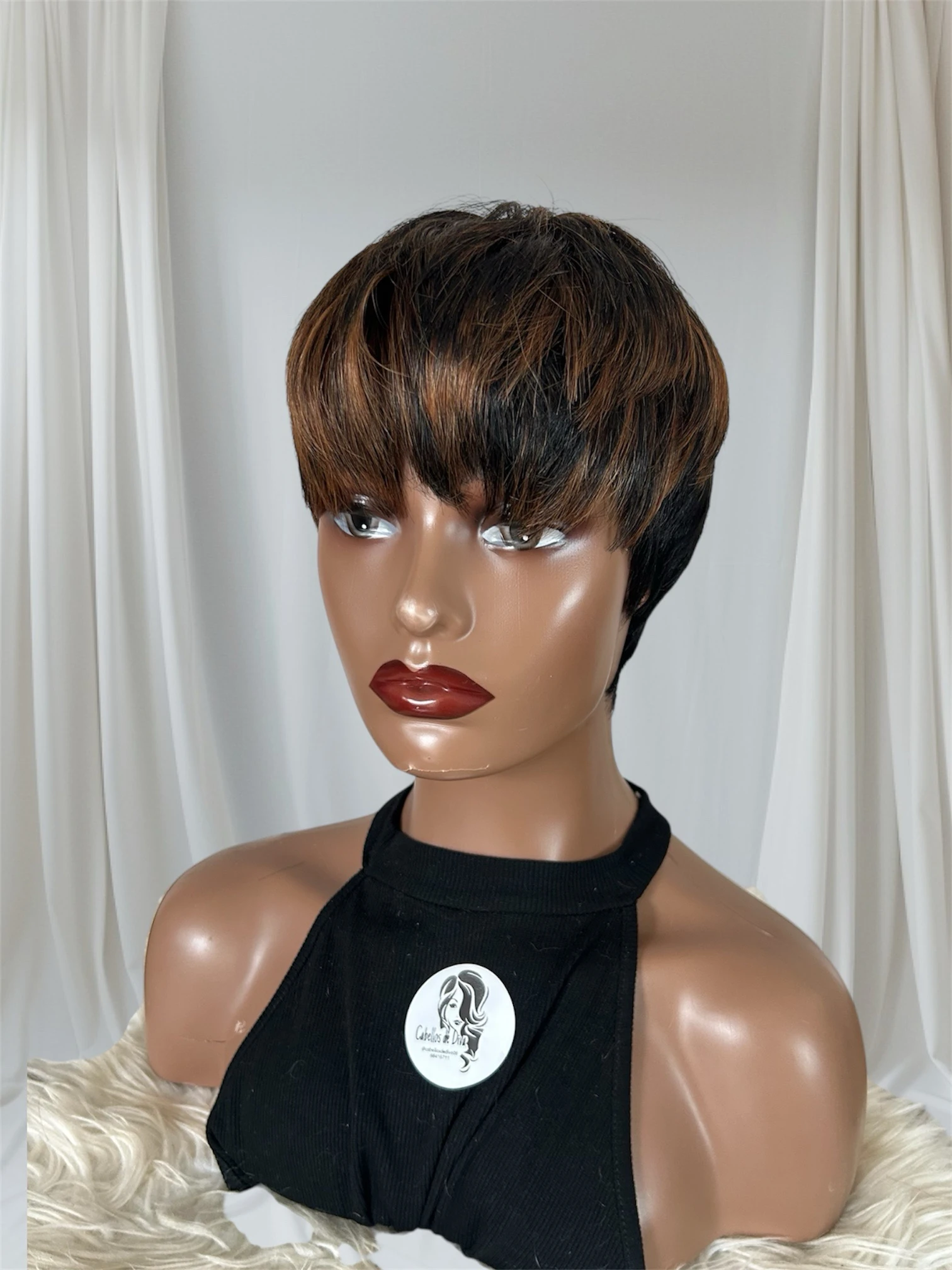 Peluca semi pixie 