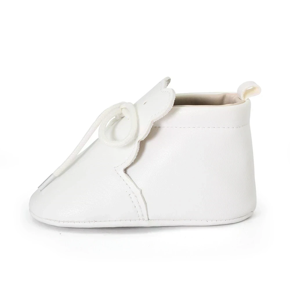 ZAPATITOS BLANCO CORDONES  4