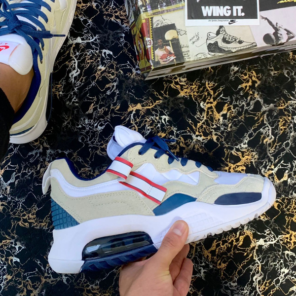NIKE AIRMAX 90 