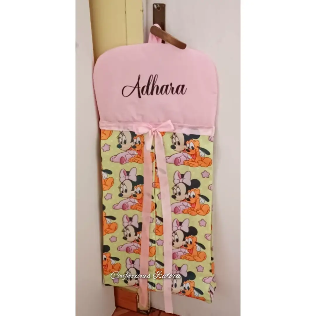 Pañalera minnie baby  3