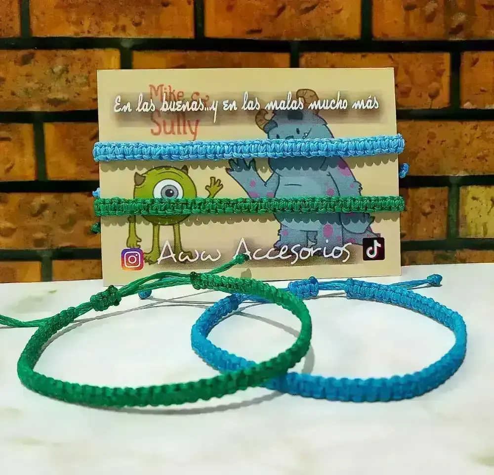 Pulseras x2 con temática 