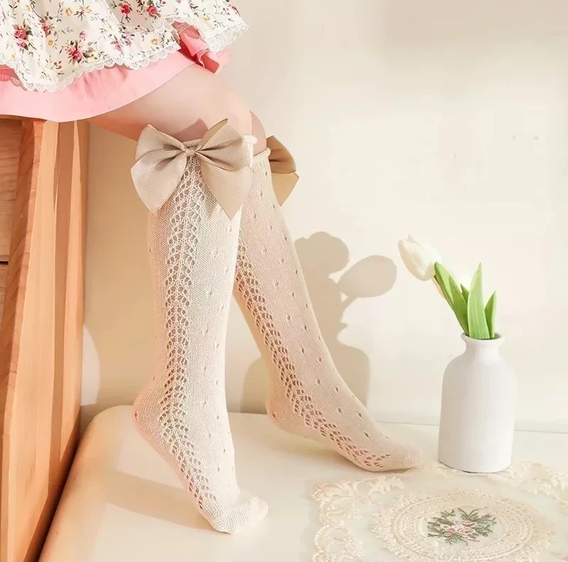 MEDIAS BEIGE LARGAS 3