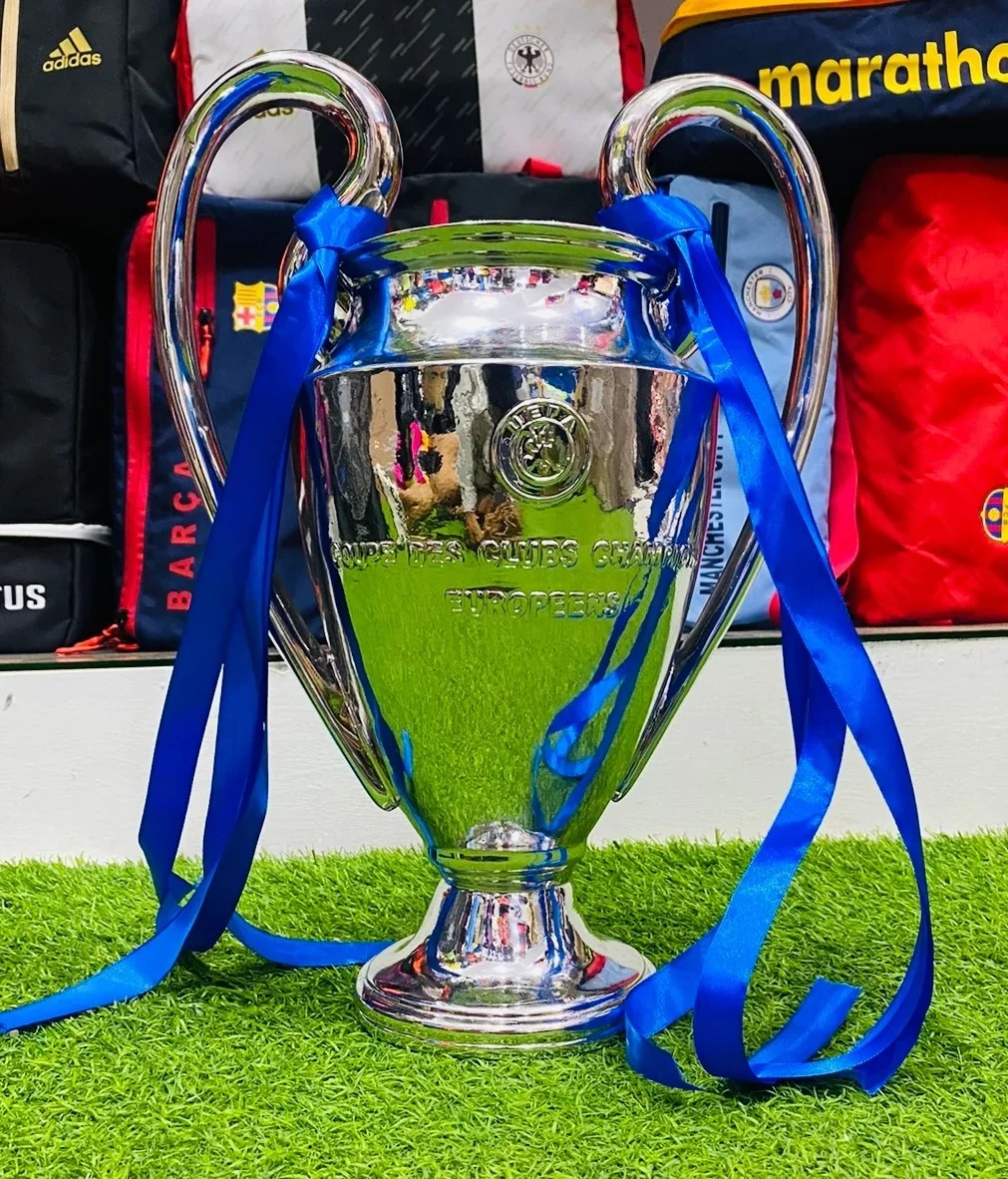TROFEO CHAMPIONS AGOTADA  2
