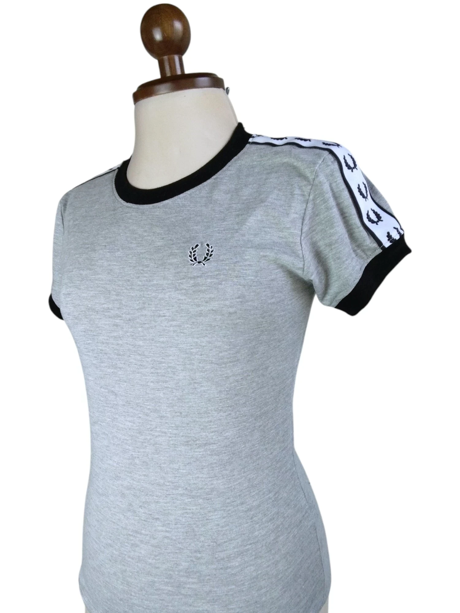Camiseta gris aldogon licrado