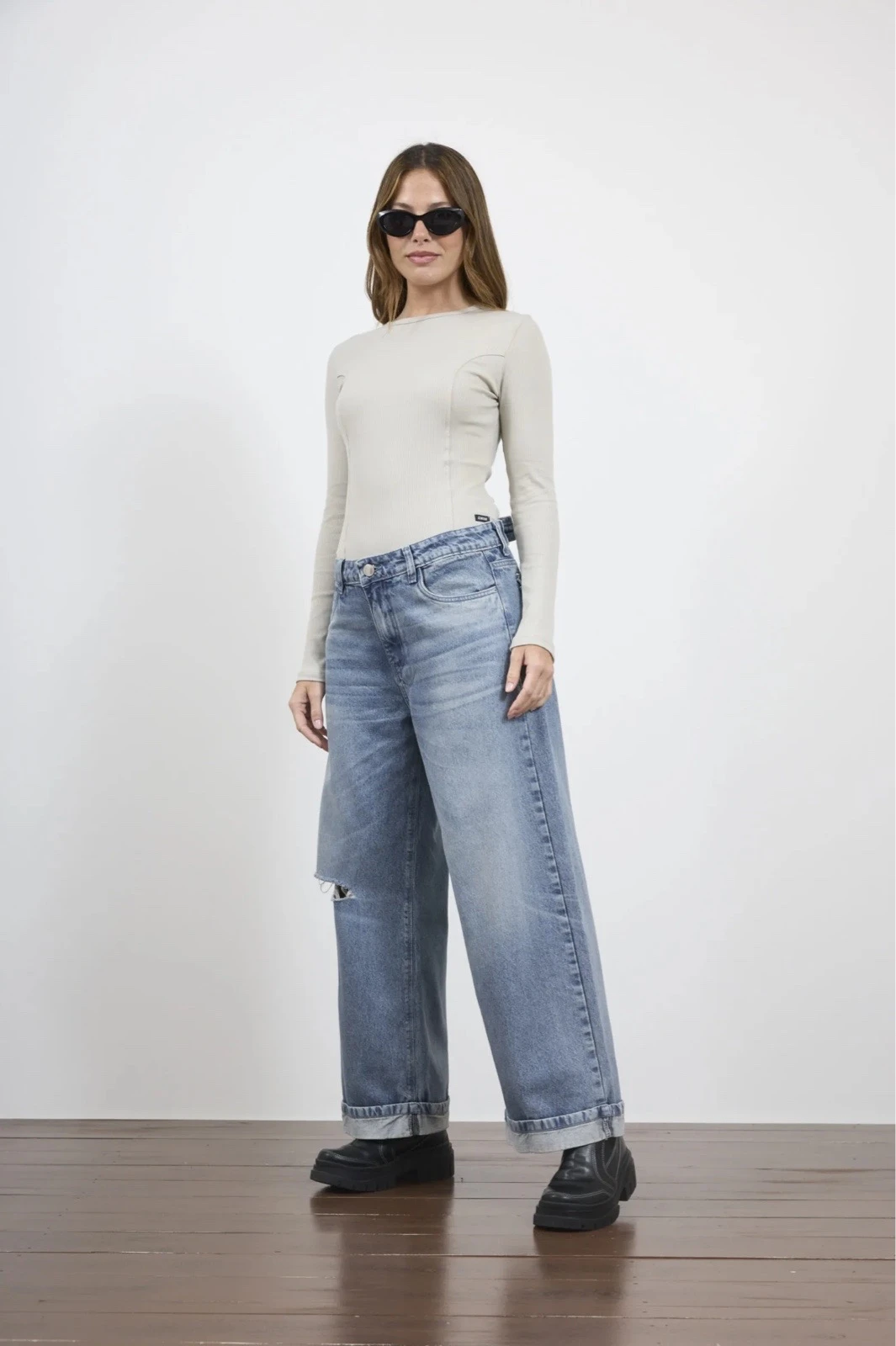 JEANS BAGGY CINTURA REGULABLE  3