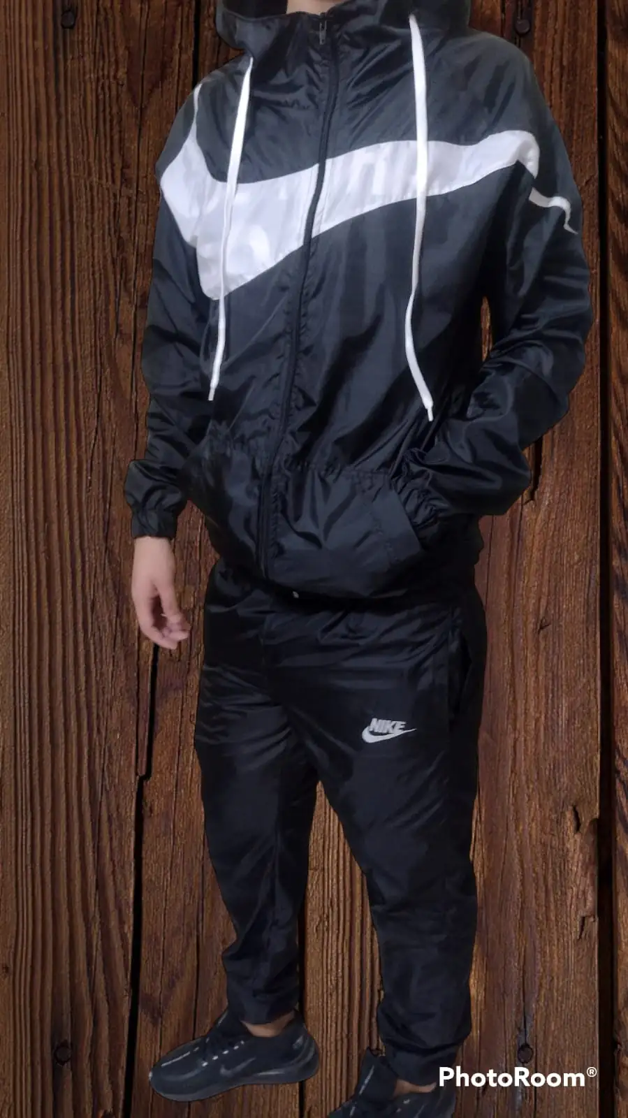 Pantalón rompeviento  3