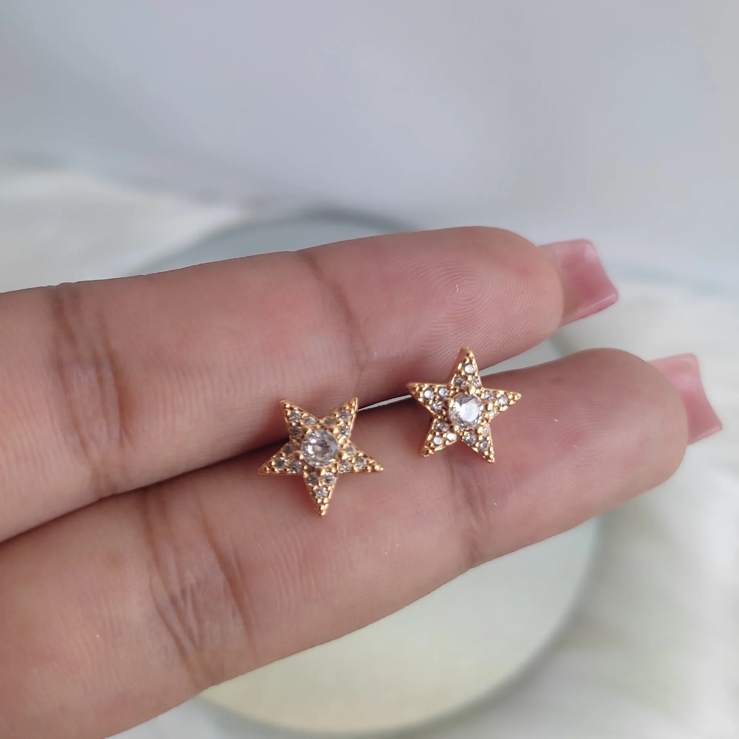TOPOS STAR