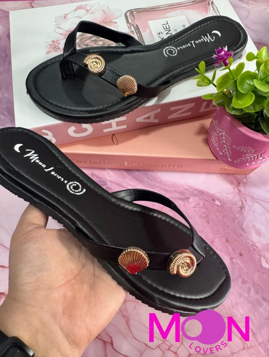 Mod.1036 Mayoreo Sandalia Negro con estoperoles Mar