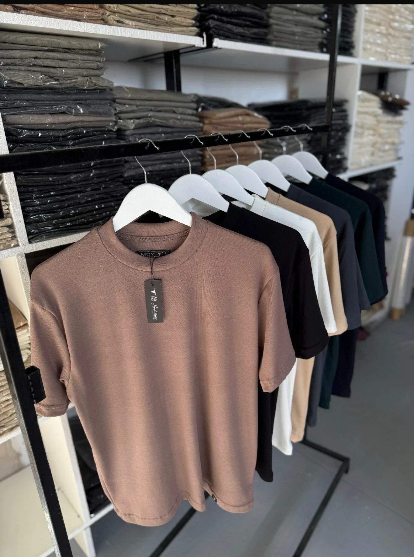 REMERAS OVER LISAS 