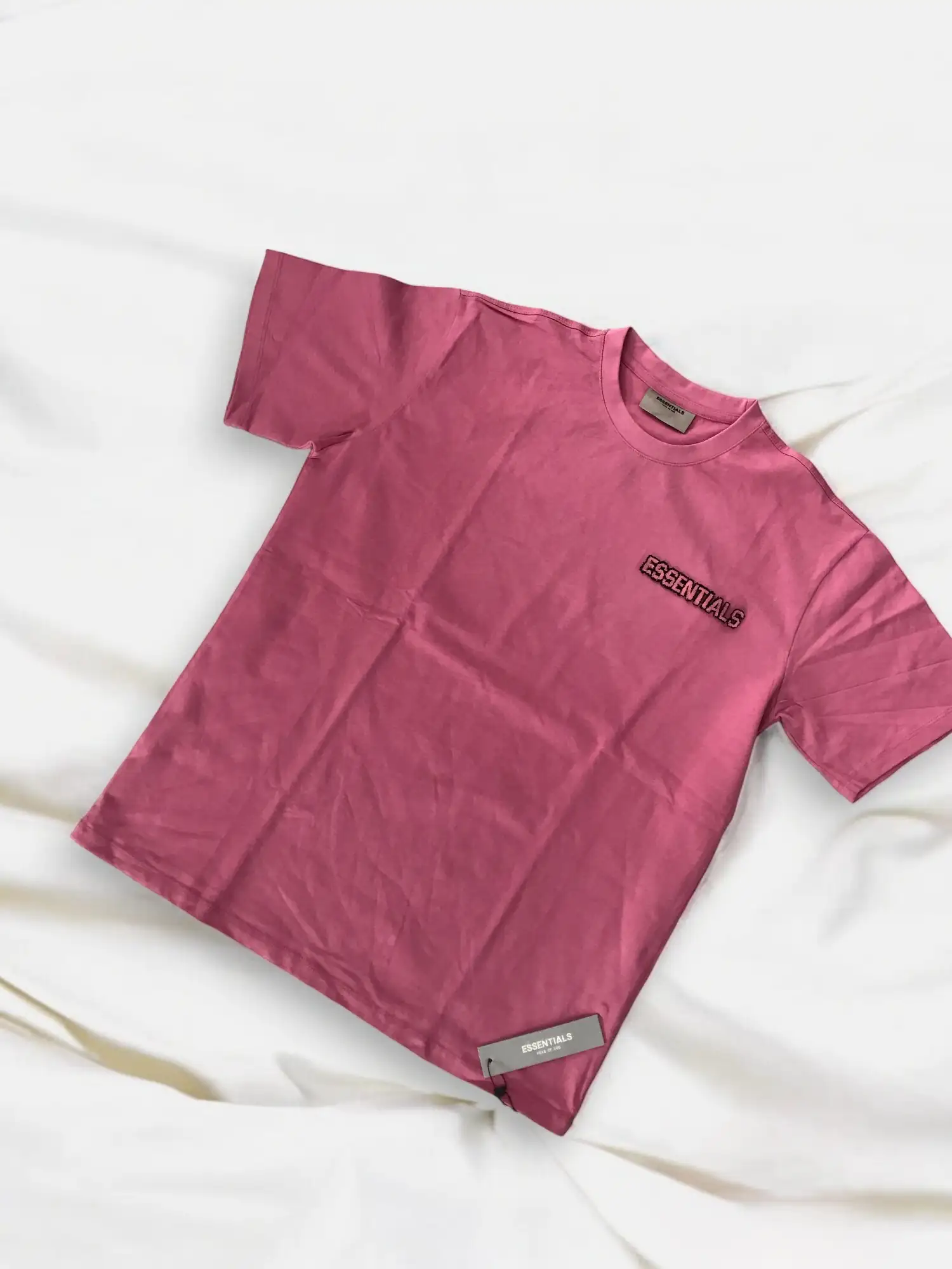 Camiseta Essentials Rose