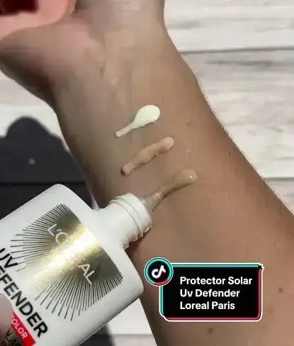 Protector Solar Diario UV Defender FPS 50+ 40GR Tono Medio 4