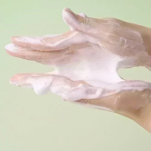 SKIN 1004 - Madagascar Centella Tea-trica BHA Foam [125ml] 2