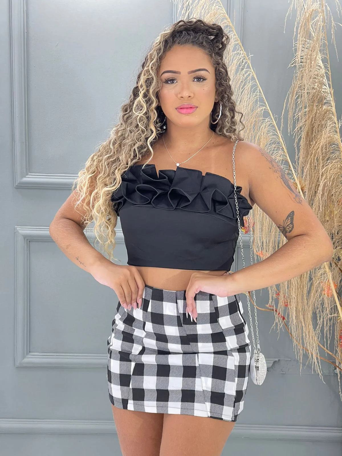 Shorts saia quadriculado