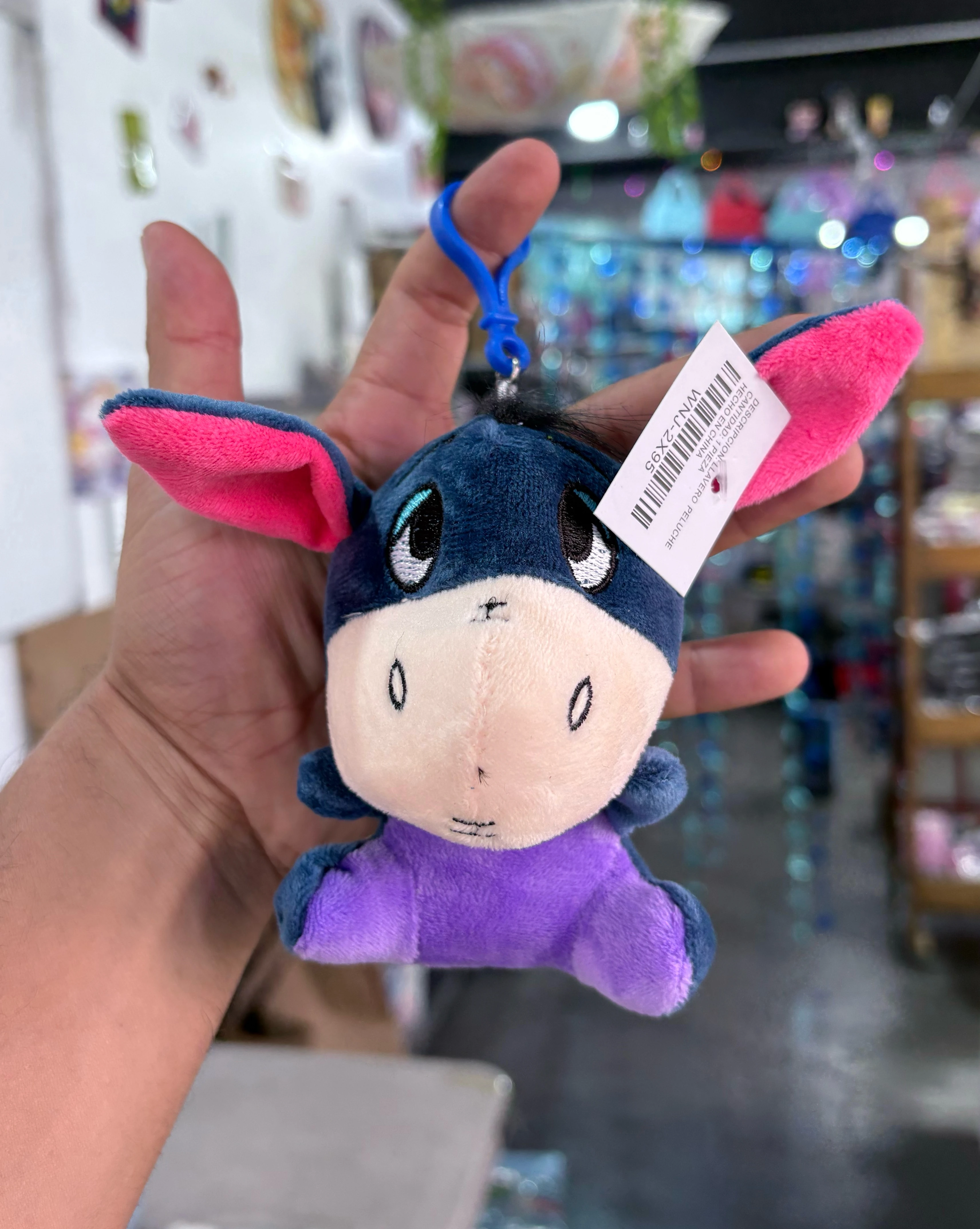 Llavero premium de peluche  10