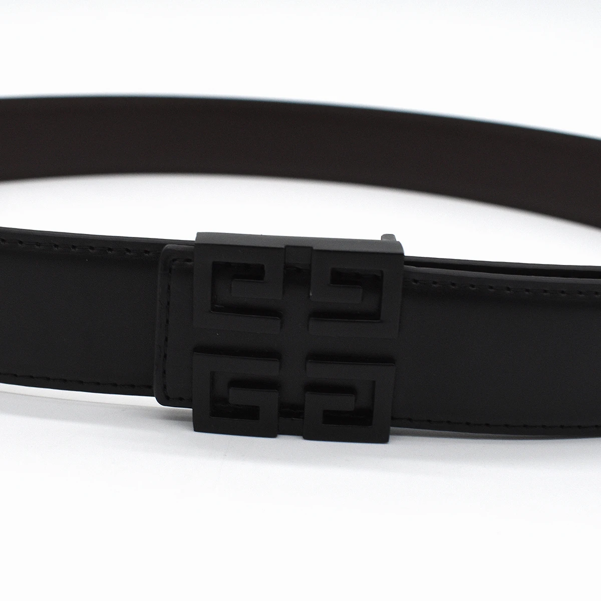 Cinturon Givenchy 2