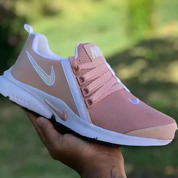Nike  3
