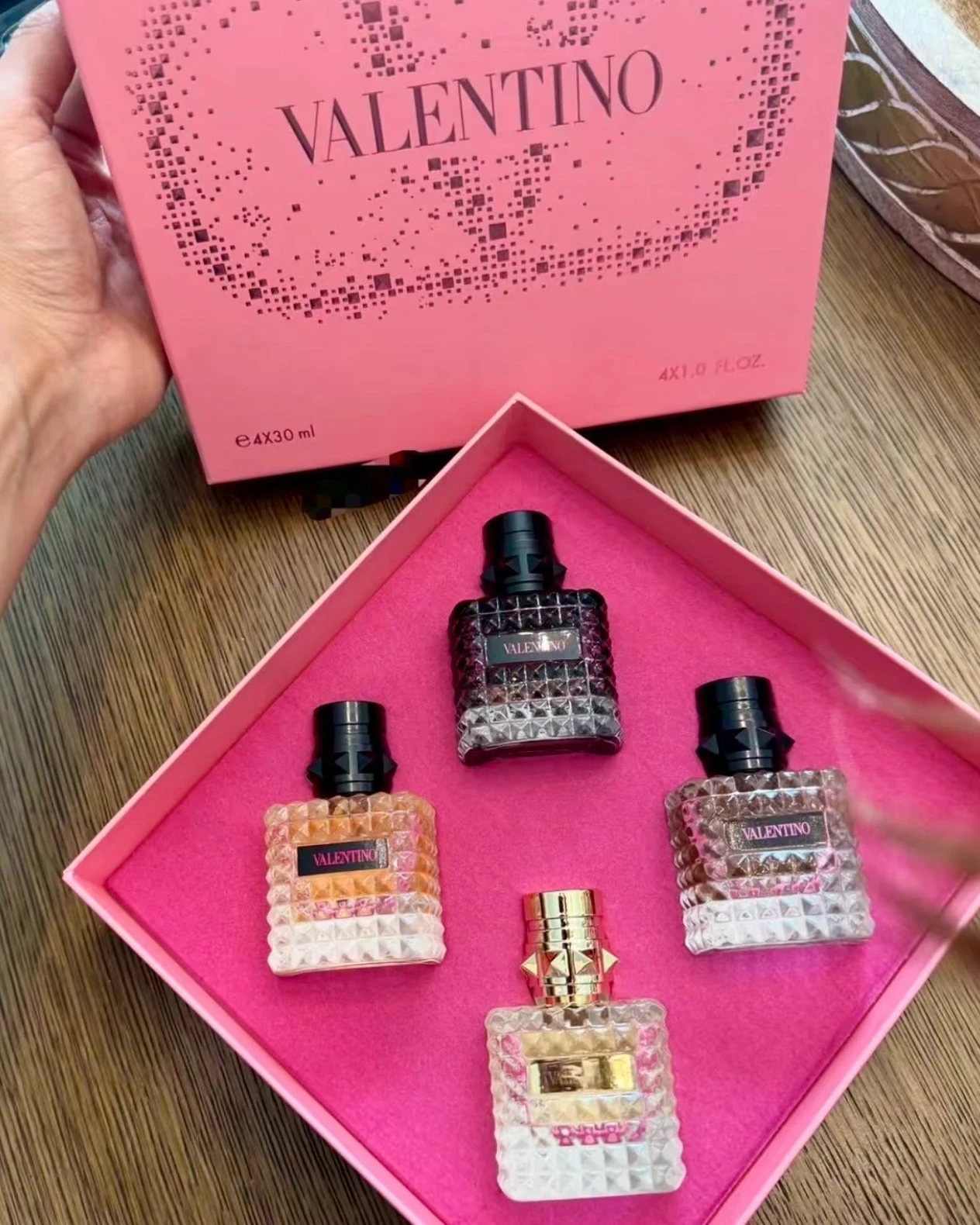 1.1 - Set Valentino Donna 4en1 - Mujer  4
