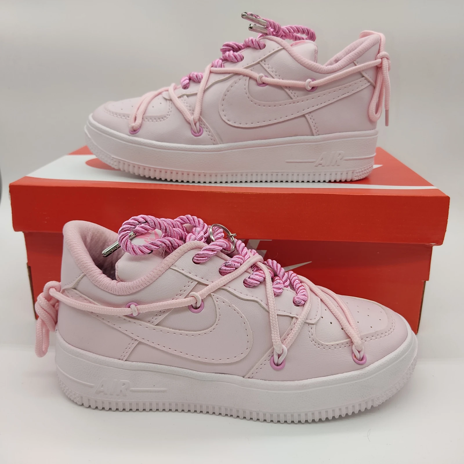 NIKE AIR FORCE 1 (Colombiano) 3