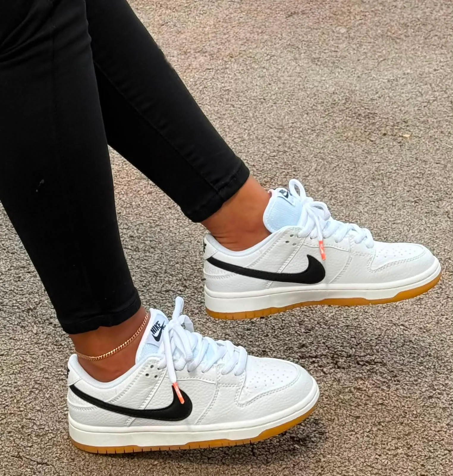 🙋‍♀️NIKE SB  4