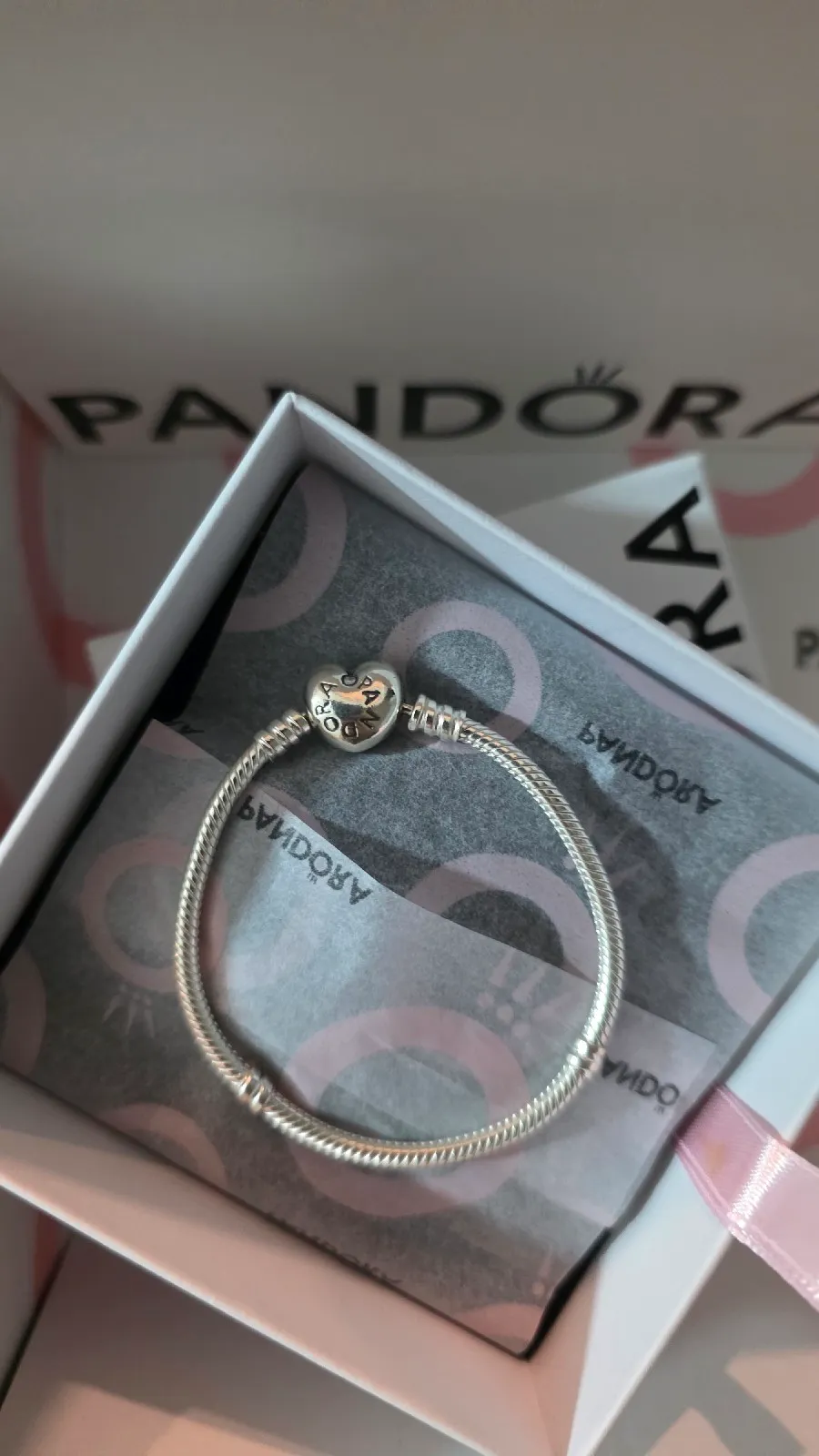 Pandora heart clasp silver moments bracelet  2