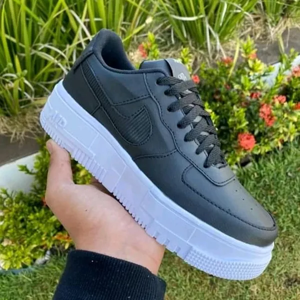 Nike 2