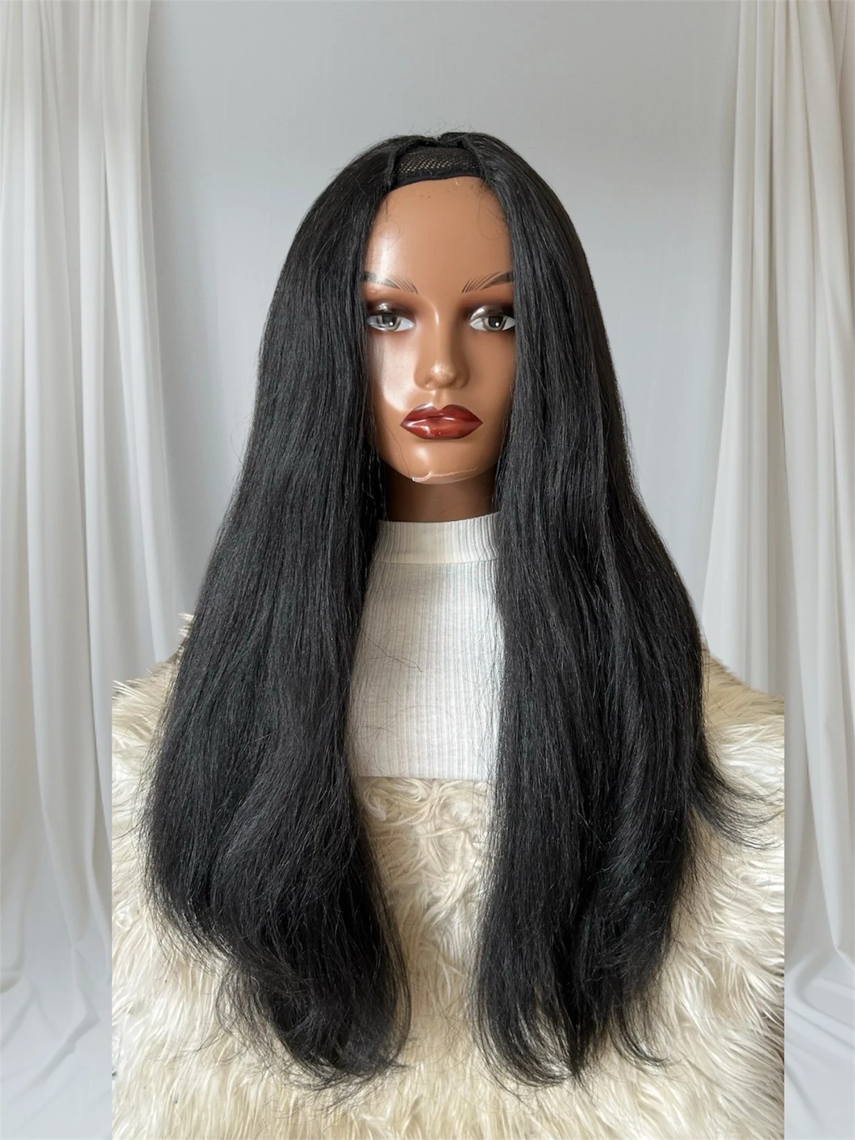 Peluca semi en V de 28" cabello yaki  3