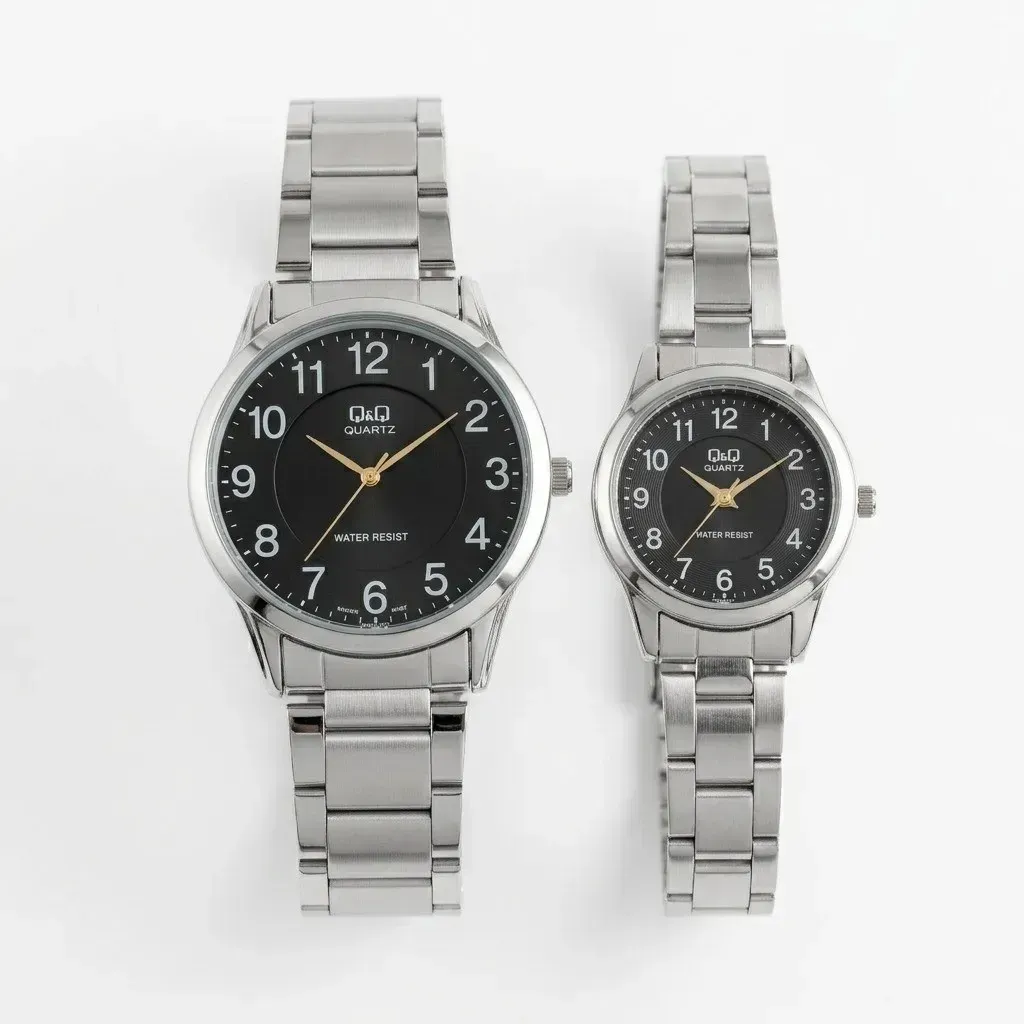 Pareja De Relojes Q&Q Original Acero Analoga Plateado Fondo Negro 3