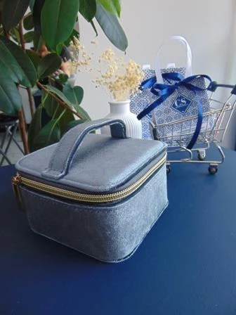 JOYERO LUXURY VIAJERO EN CREMALLERA GAMUZA GRIS  2