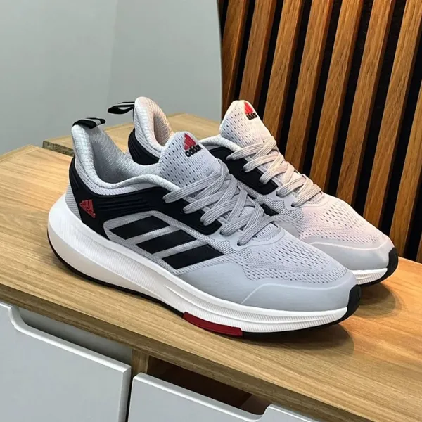 Adidas M