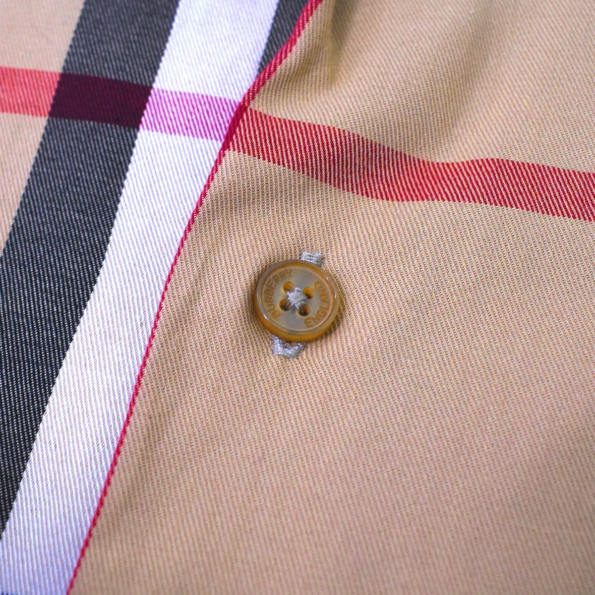 Camisa Burberry 3