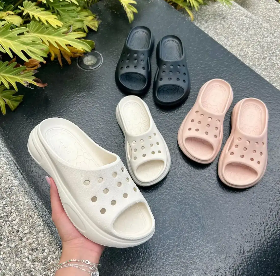 CHINELO NUVEM LISO (GRADE)