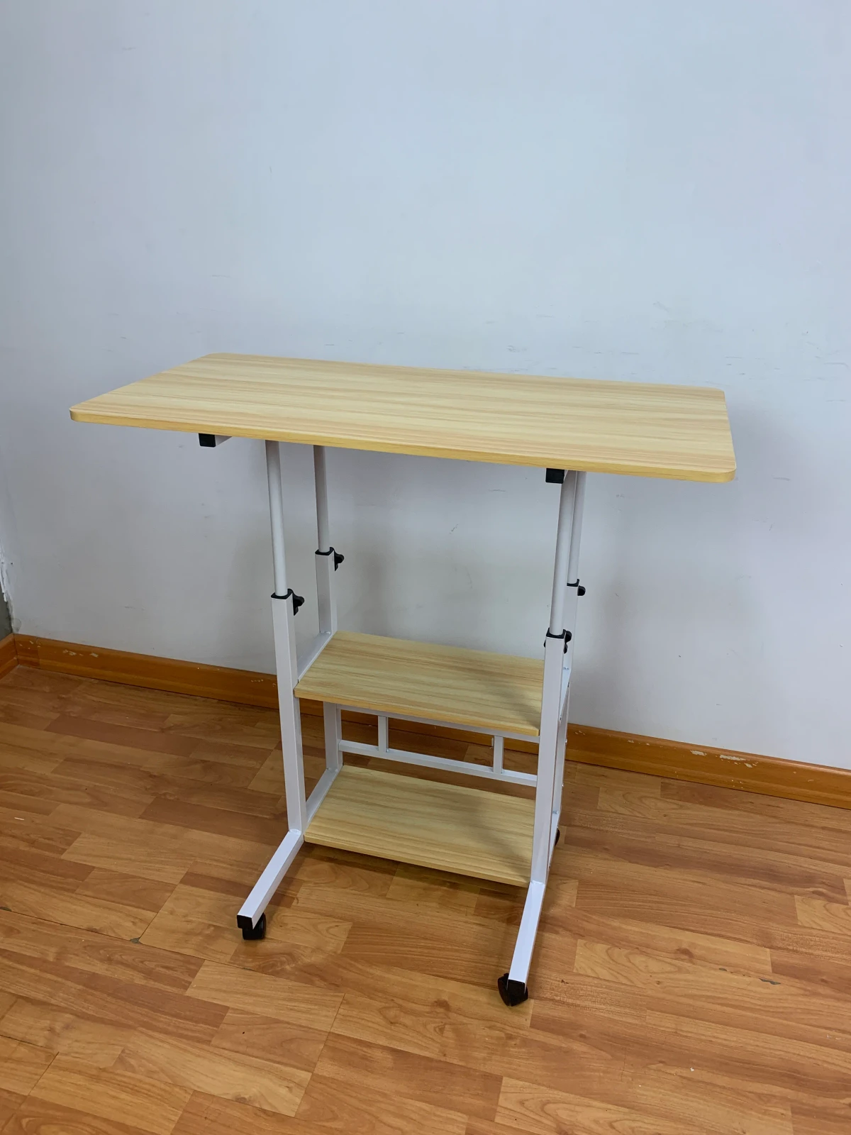 ESCRITORIO PLEGABLE  4