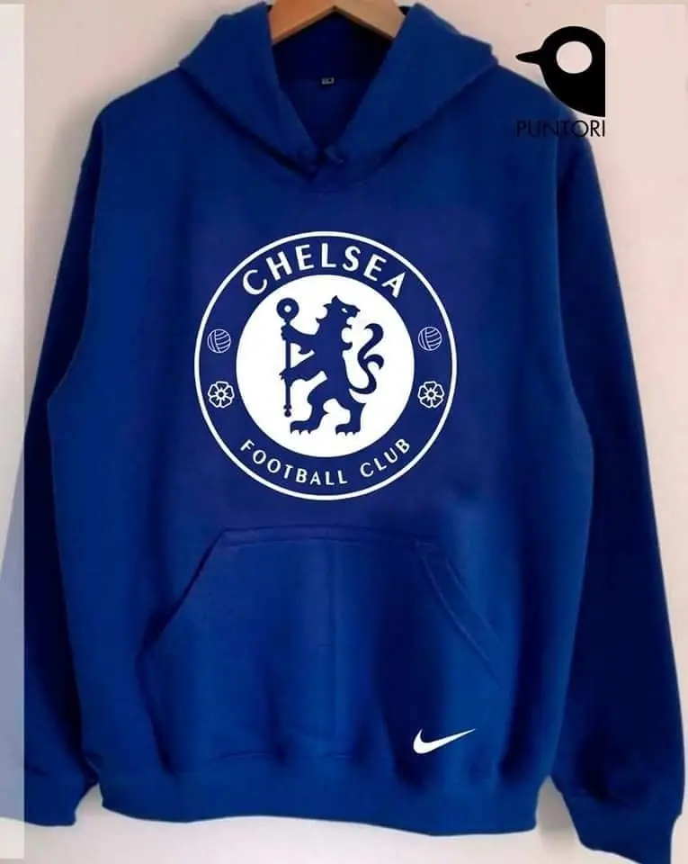 POLERA CON CAPUCHA DE CHELSEA 3