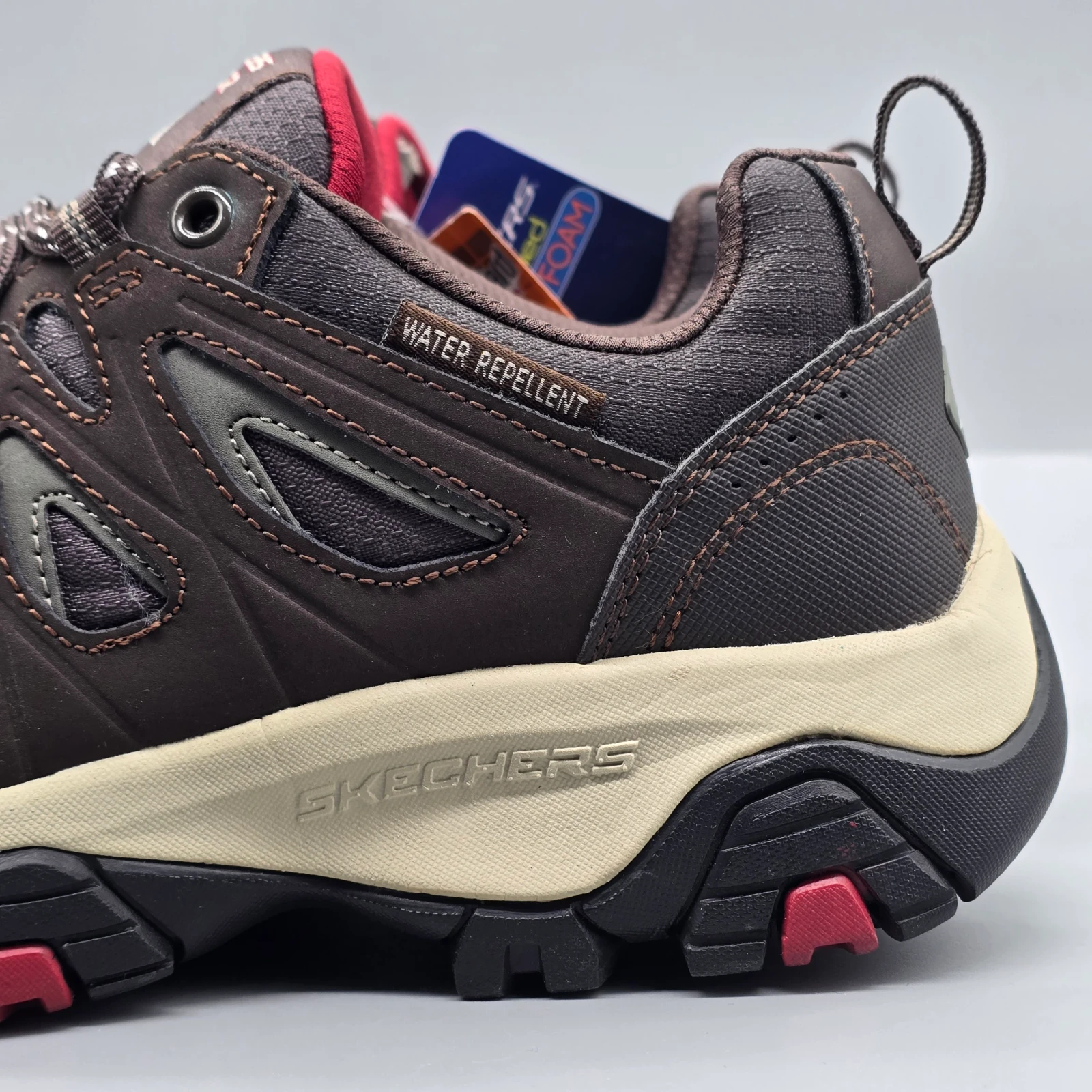 SKECHERS ESCAPE PLAN 8