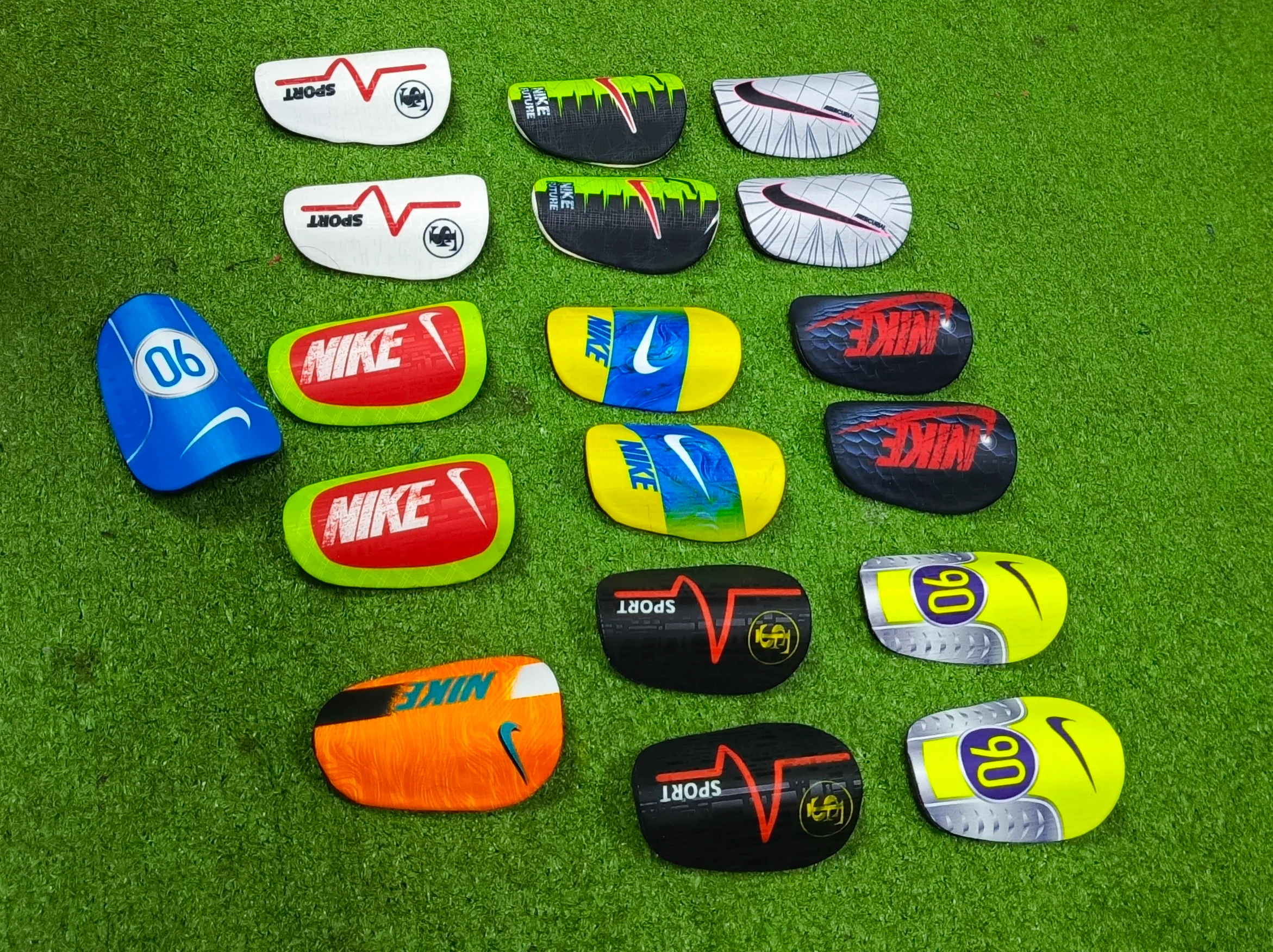 MINI NIKE  3